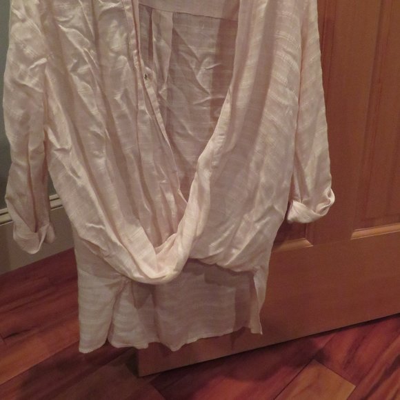 Forever 21 blouse - Picture 2 of 2